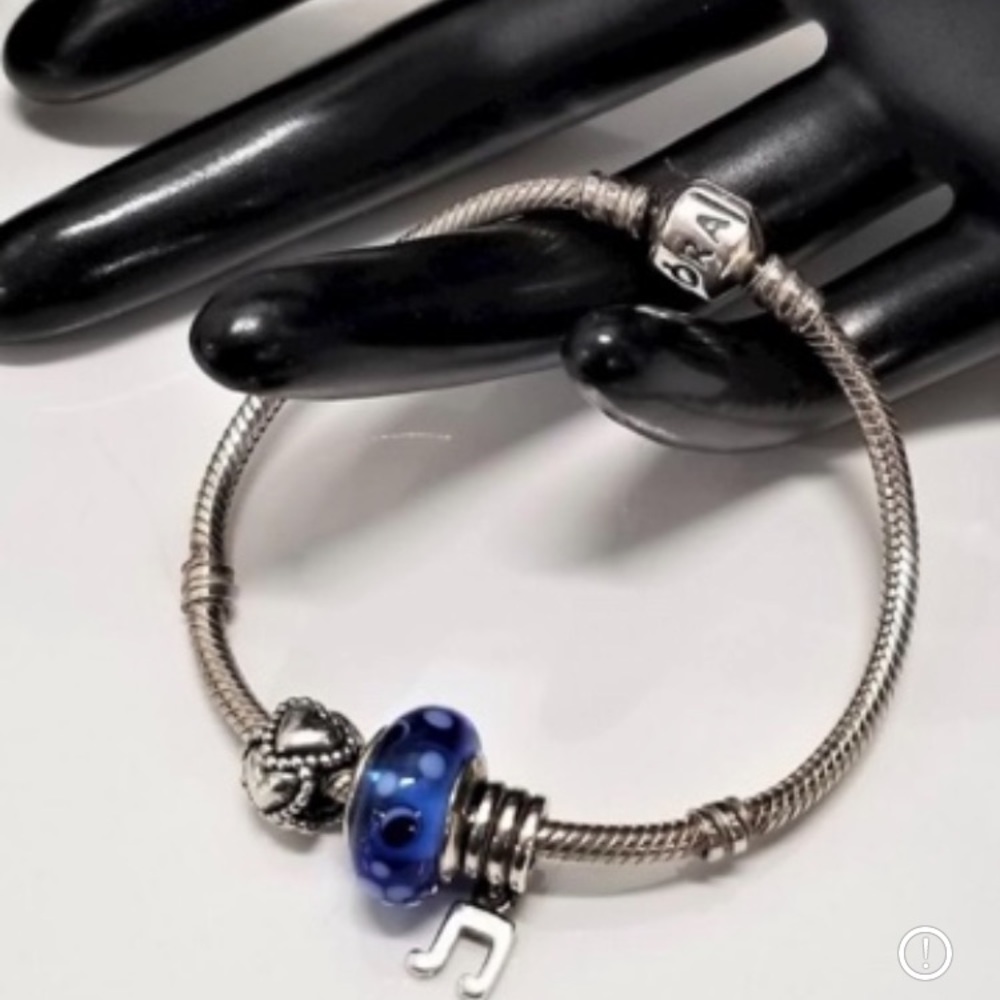 Pandora Bracelet Silver .925 with charms. ID44 - Picture 5 of 5